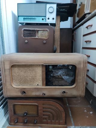 Lote de Radios antiguas
