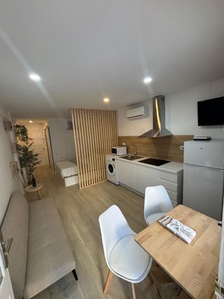 Estudio a estrenar en centro pineda 1 linea playa
