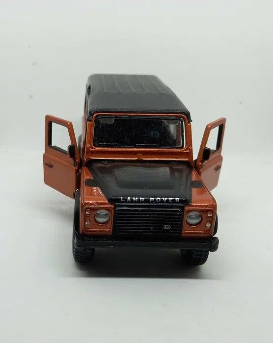 2 Land Rover  1/32, Tayumo y Bburago