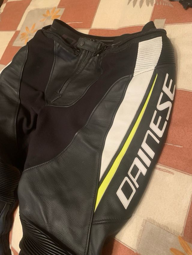 Mono de moto dainese