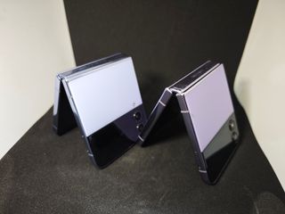 Samsung Galaxy Z Flip 4 5G