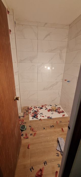 Reformas cambiar bañera 🛁 por plato ducha 🚿 ✅️