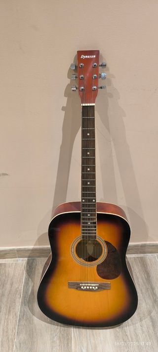 Guitarra acústica Dynasun