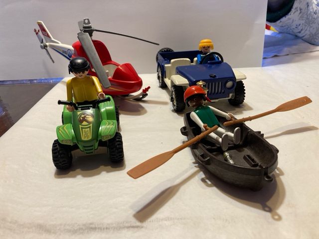 Playmobil algo deteriorado. Helicóptero regalado