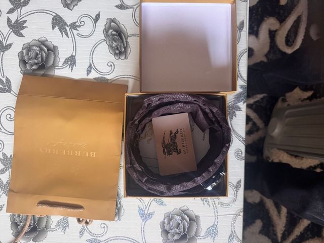 Cinturon Burberry oferta