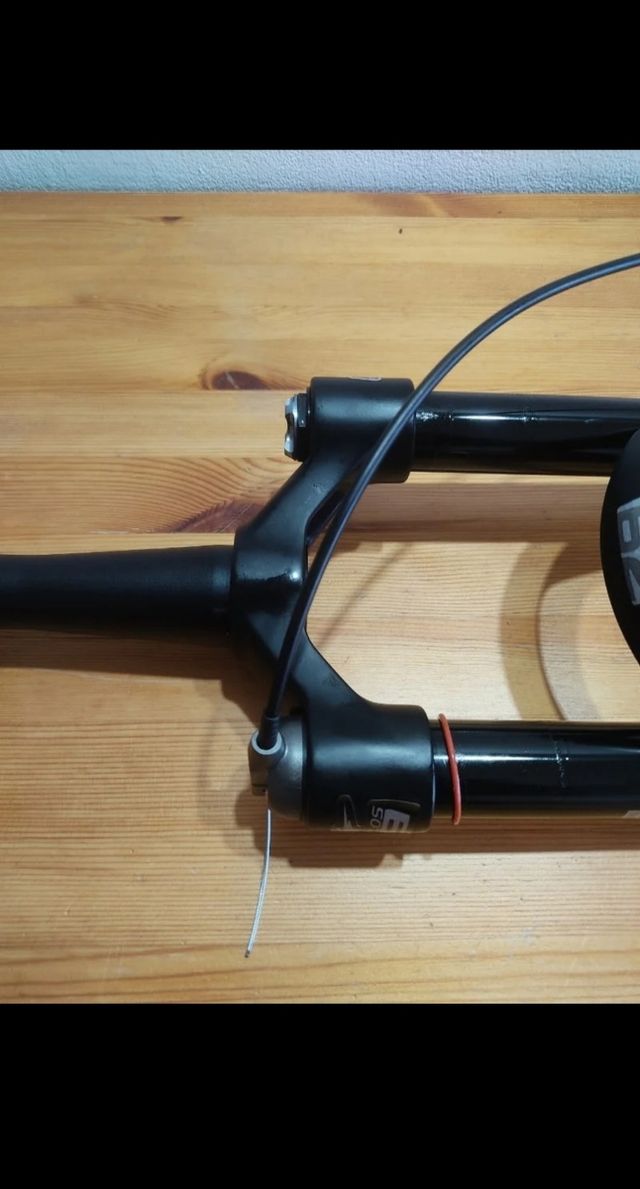 Horquilla Bucklos 29 de Aire con bloqueo