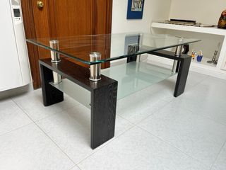 Mesa baja de cristal