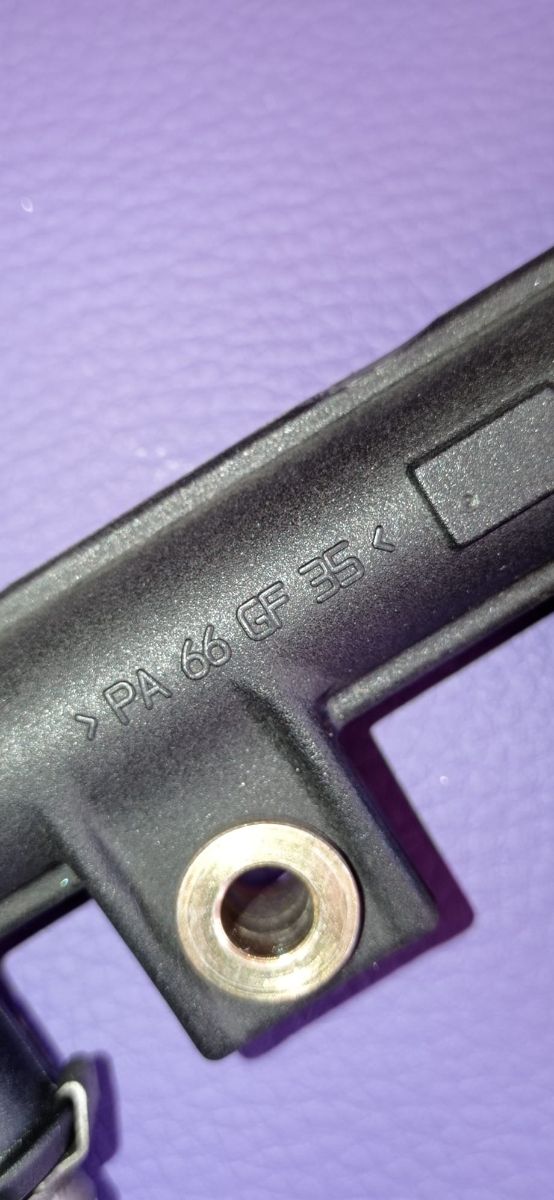 Inyectores Fiat Punto 1200 gasolina. Año 2000.