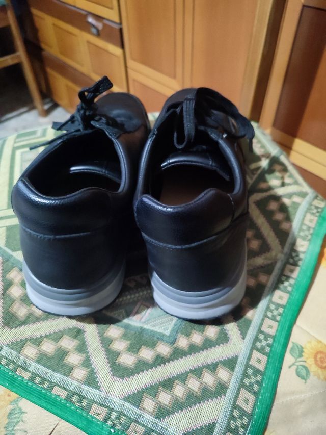 Scarpe classiche casual Geox 44