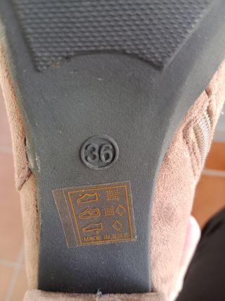 Zapatos abotinados ante mujer 36