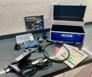 DREMEL 3000 (3000-5/75X) con maletin