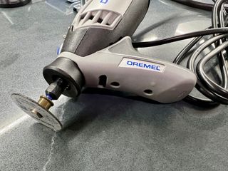 DREMEL 3000 (3000-5/75X) con maletin