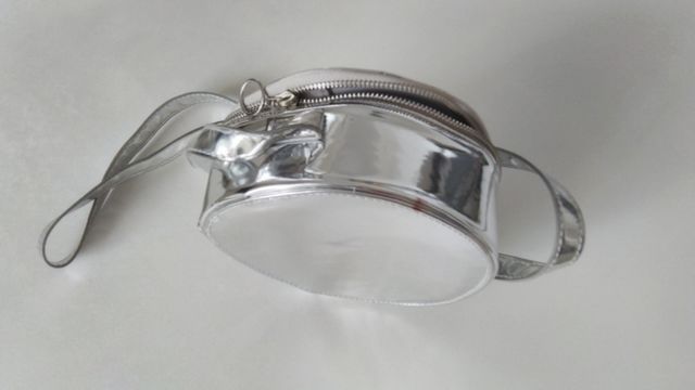 Borsa rigida colore argento