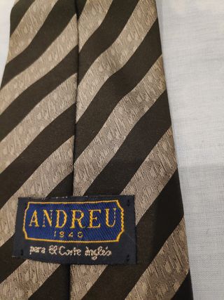CORBATA CON RAYAS PARA HOMBRE