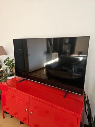 TV Samsung QLED 2019 50" (pantalla rota)