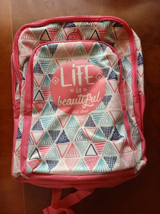 Mochila escolar.