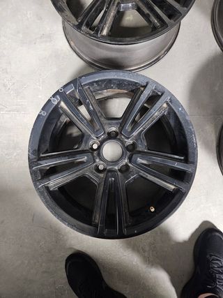 Llantas mustang 