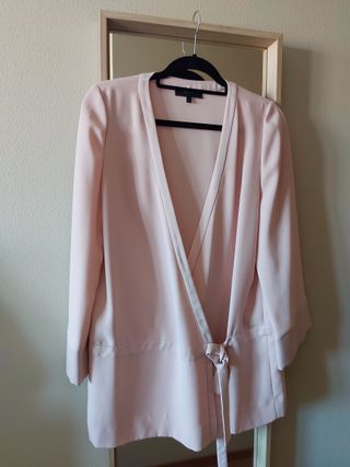 Chaqueta oversize rosa pastel