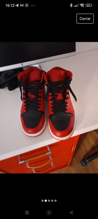 Jordan 1 mid