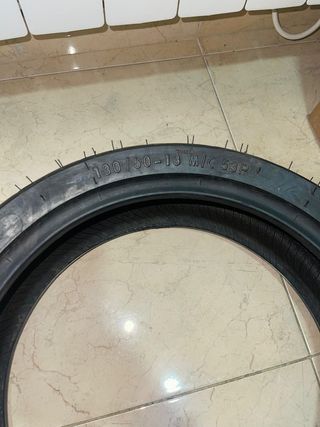 Neumático nuevo para moto Yamaha aerox