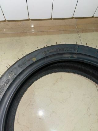 Neumático nuevo para moto Yamaha aerox