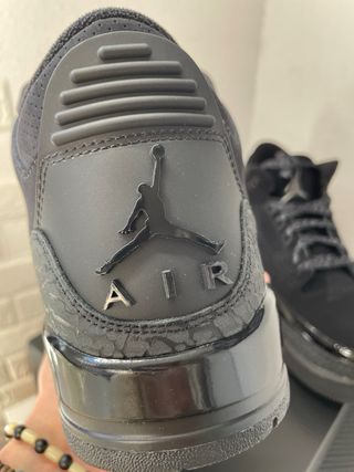 Jordan 3 Retro Black Cat