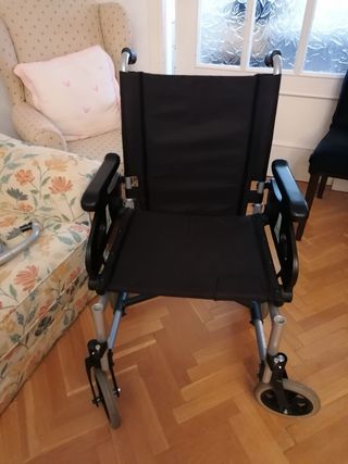 Silla de ruedas Dromos. URGE