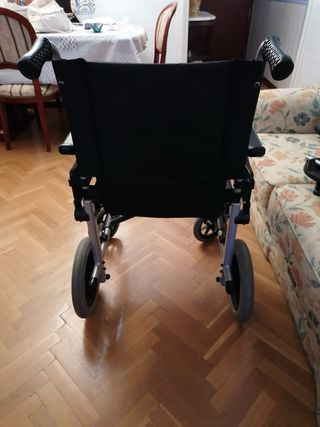 Silla de ruedas Dromos. URGE
