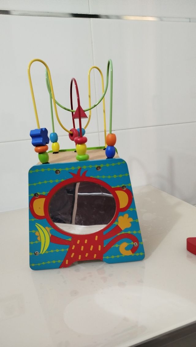 Cubo actividades de madera