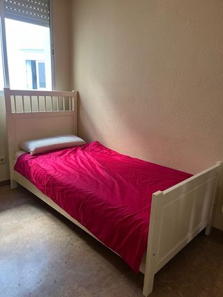 Cama ikea con somier y cabecero