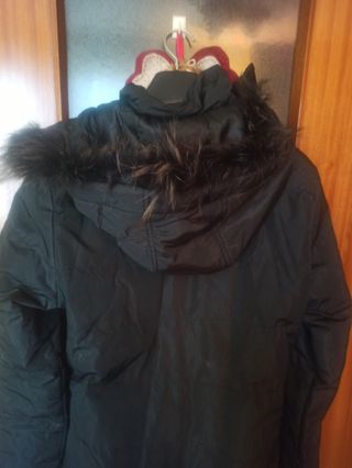 Plumas. Negro