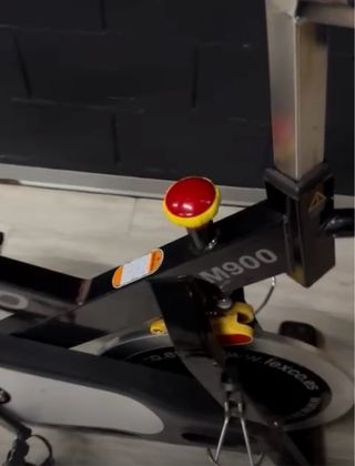 Bicicleta spinning Lexco M900