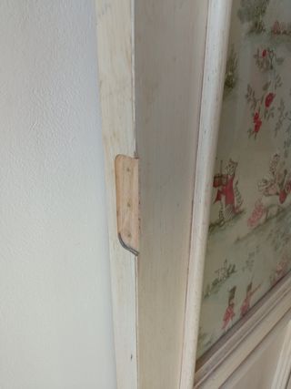 Puertas de madera con cortinas