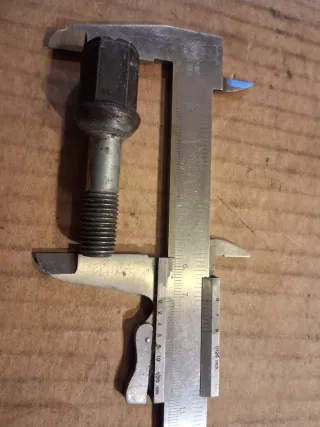 20 Bulloni Originali Mercedes W124 W201 Cerchi