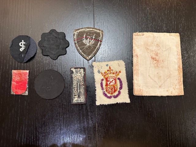 Toppe ricamate antiche