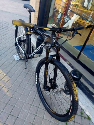 Bicicleta carbono mondraker