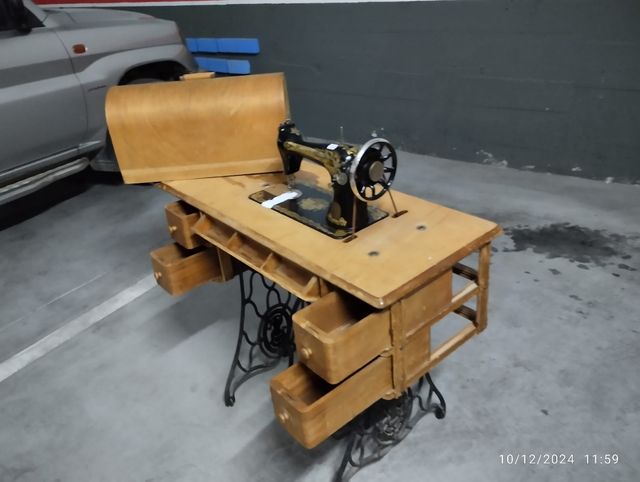 Màquina de coser Singer 1953