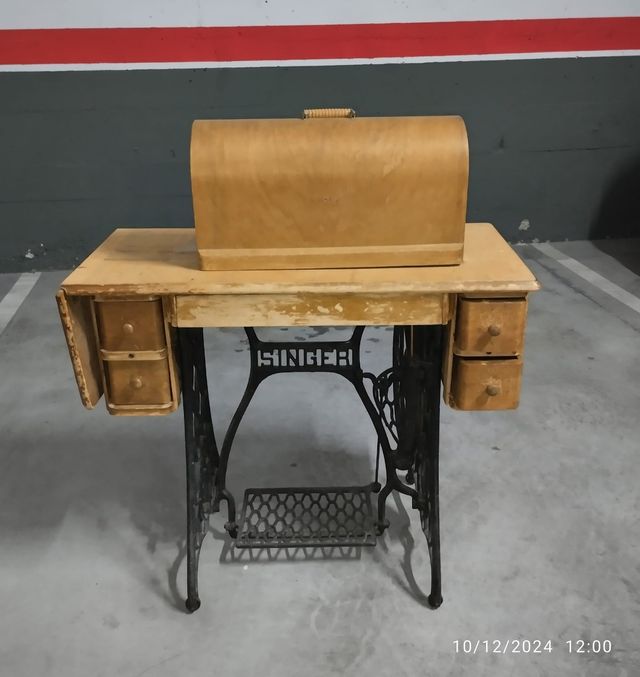 Màquina de coser Singer 1953