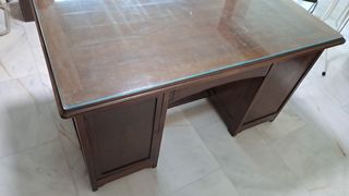 Librería y mesa despacho