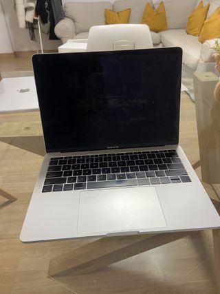 MacBook Pro 13' (2017) - 8gb y 256gb