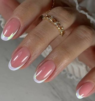 MANICURISTA A DOMICILIO.