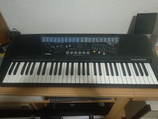 Teclado  eléctrico Casio CT 700