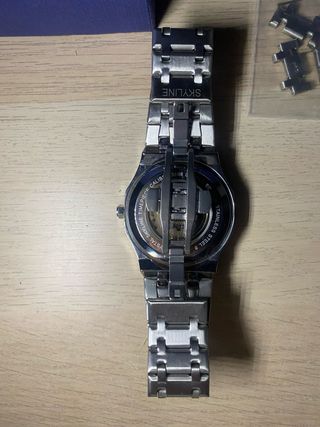 Reloj Skyline