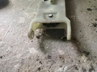 Guia de puerta de garaje elevadiza..