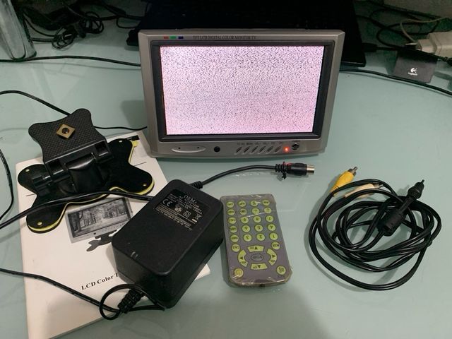 Mini tv de 7”