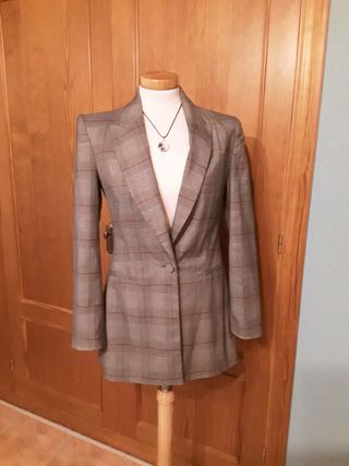 Blazer largo mujer TXS-34 marca Zara
