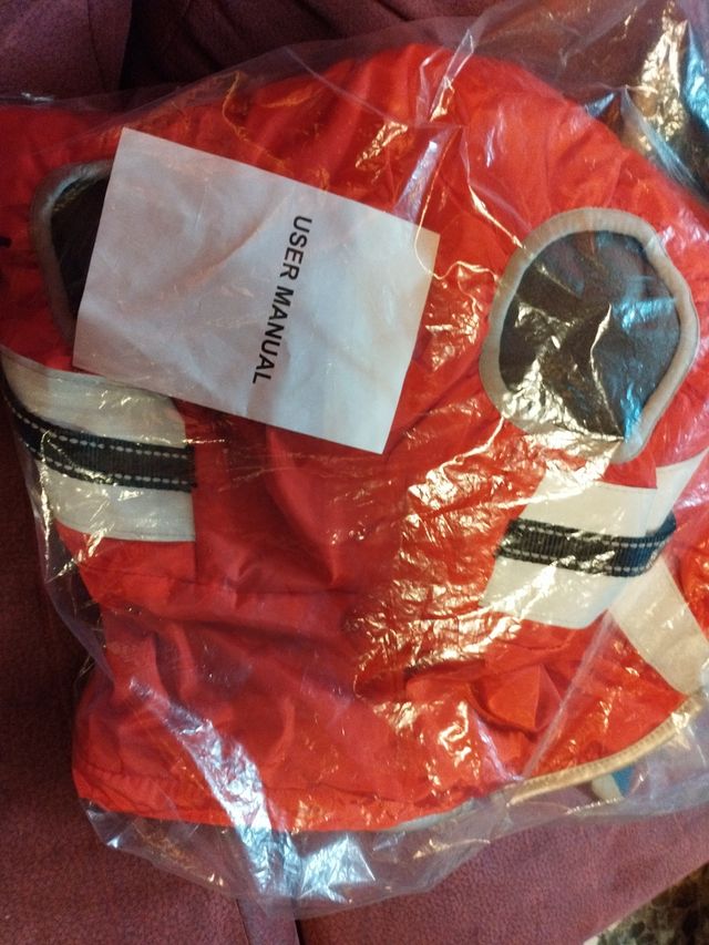 Oslueidy Abrigo Impermeable para perros