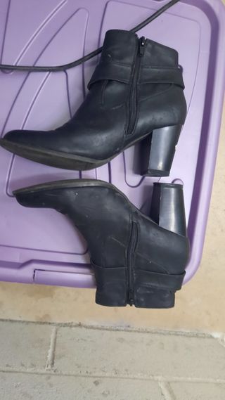 Botines negros