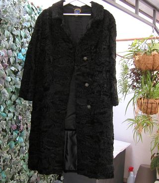 Abrigo vintage astracán estilo Audrey Hepburn