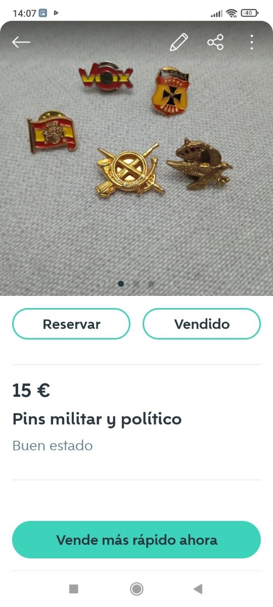 Lote insignias boinas y pins